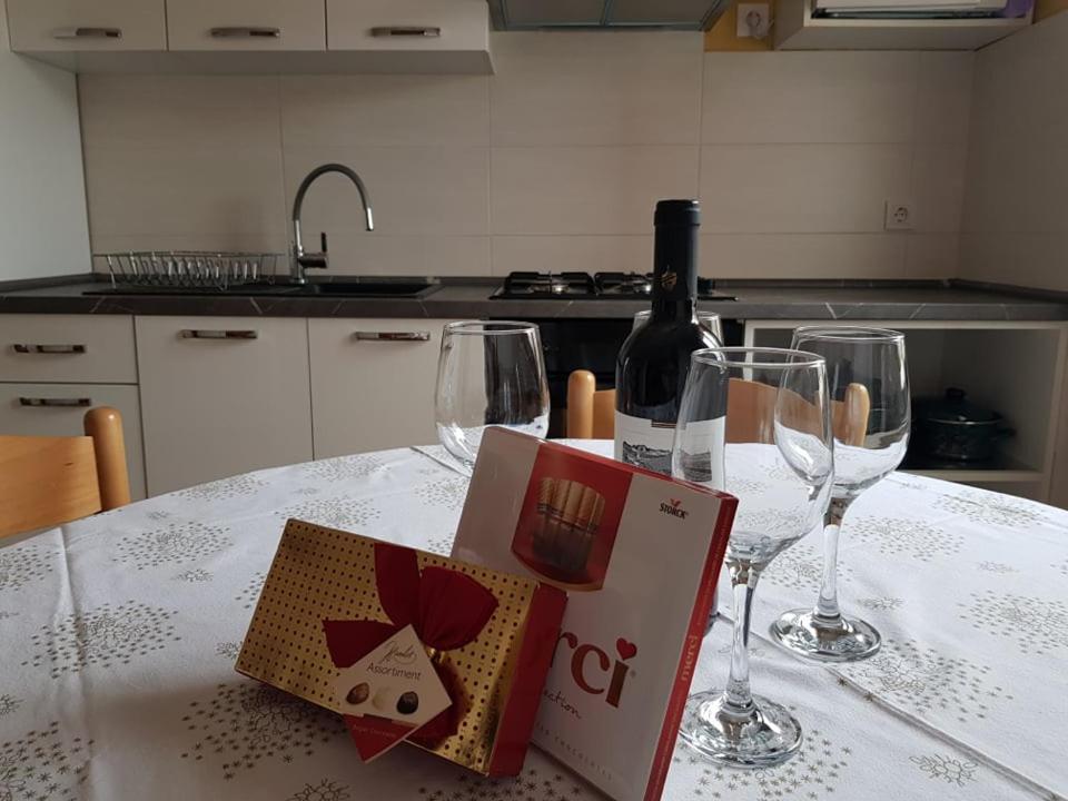 Villa Diana Apartments بوريتش المظهر الخارجي الصورة